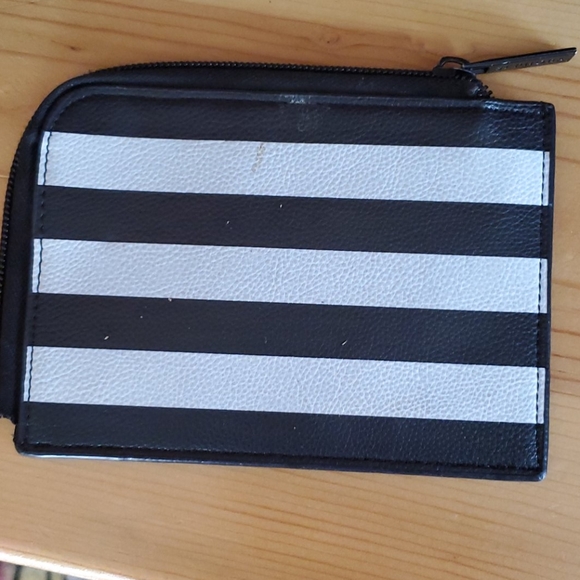 Coin pouch by sephora - Picture 3 of 3